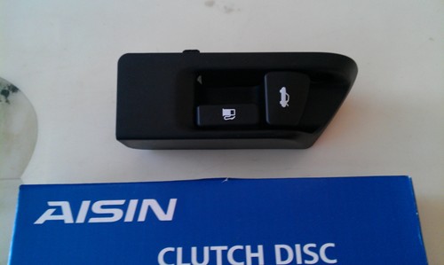 機蓋.油箱門開關(guān)